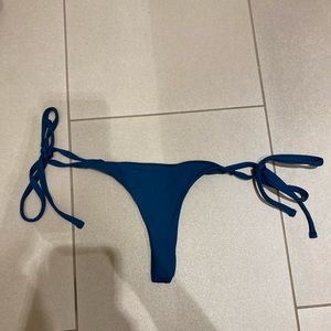 MIDORI Thong Bottom
